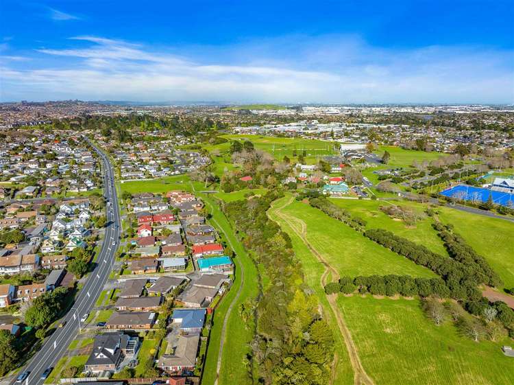 65 Aviemore Drive Highland Park_33