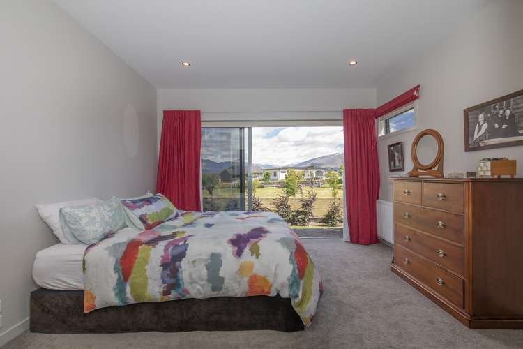 5 Edgewood Place Wanaka_10
