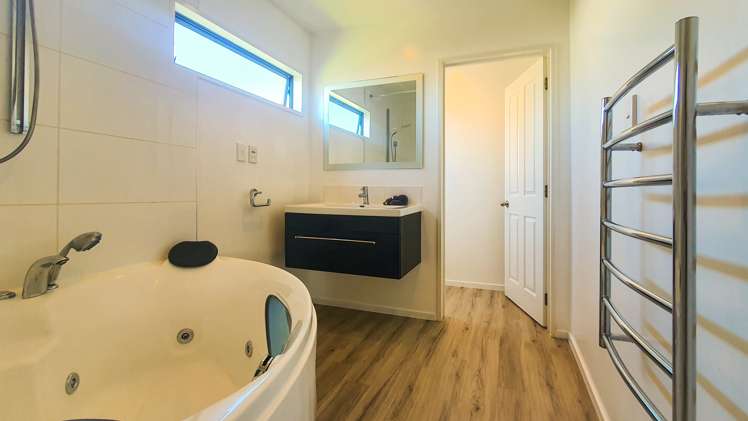 3 Leithton Close Glenleith_14