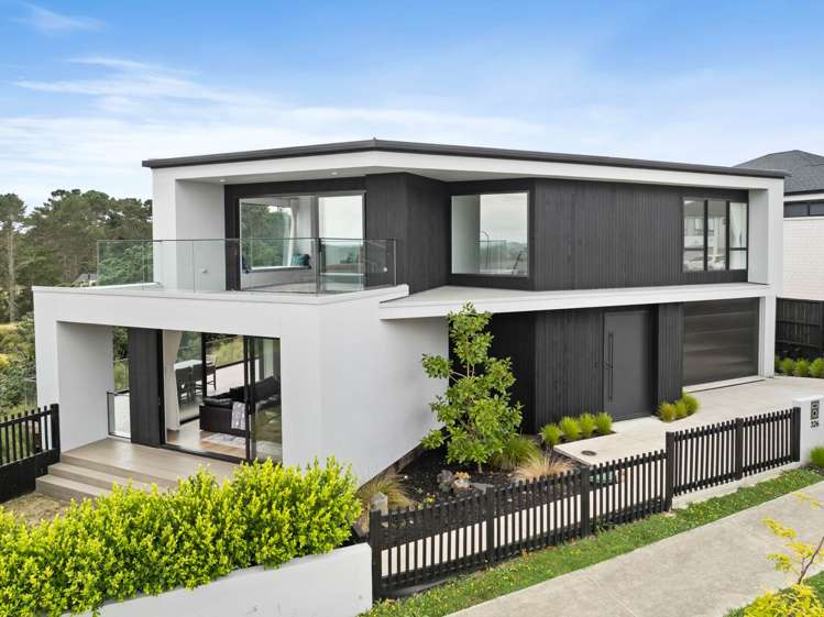 326 Flat Bush School Road_3