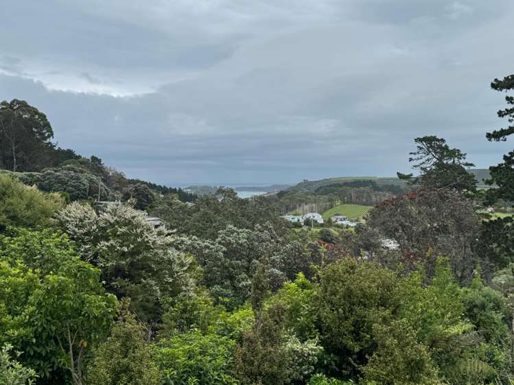 34 Victoria Road South Onetangi_8