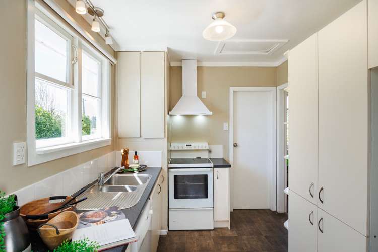 18 Roots Street West Feilding_4