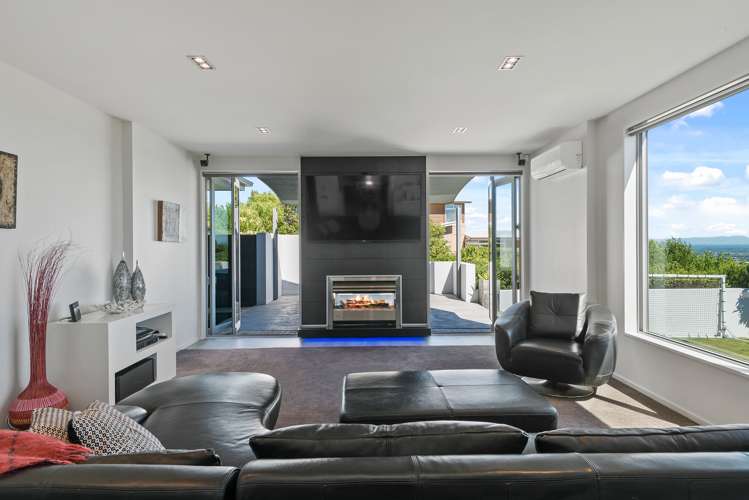 8 The Ridge Kennedys Bush_9