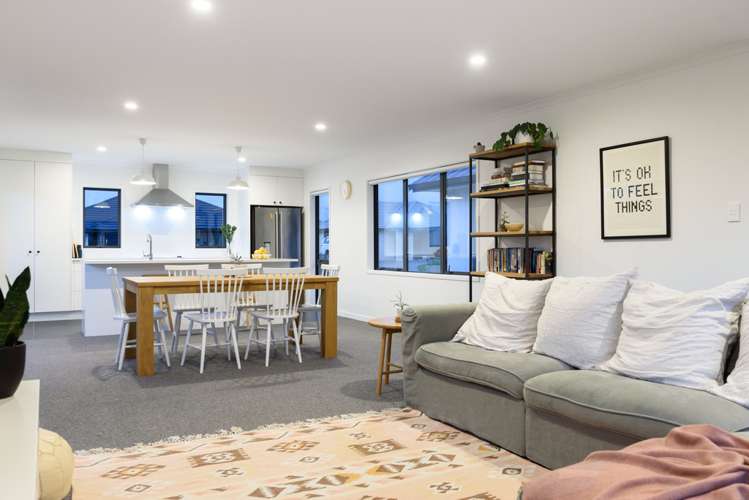 14 Waghorn Street Pyes Pa_3