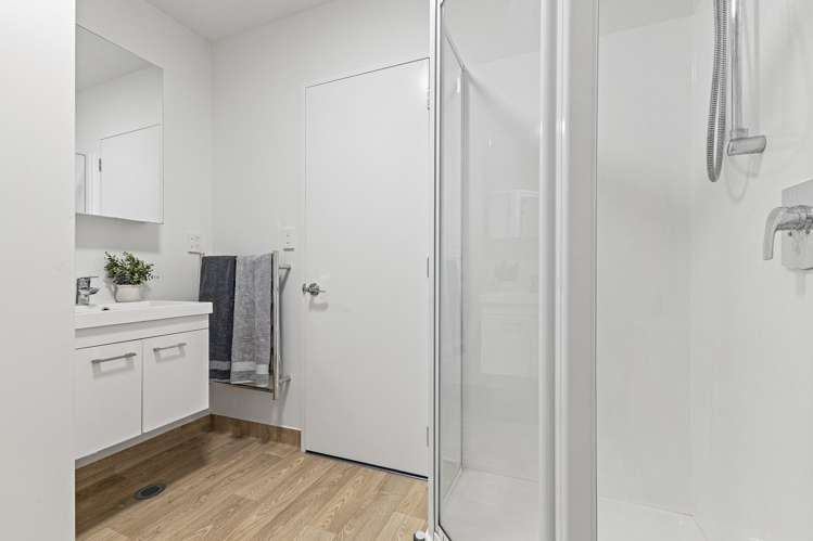 13/14 Buffon Street Waltham_18