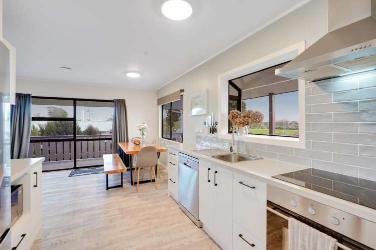 22B Cowley Drive_5
