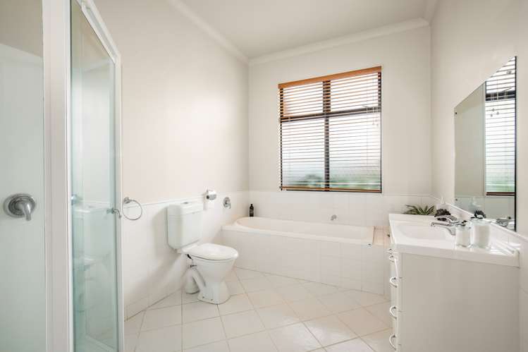 155 Guildford Drive Paraparaumu Beach_11