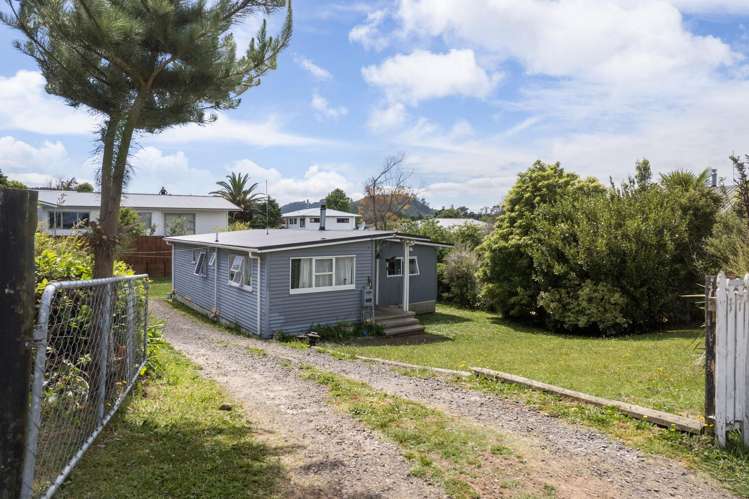 17 Silverton Road Waihi_9