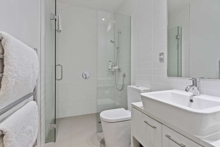 2403/3 Northcroft Street Takapuna_18