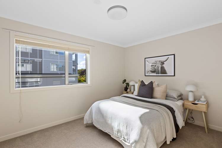 60 Eaves Bush Parade Orewa_14