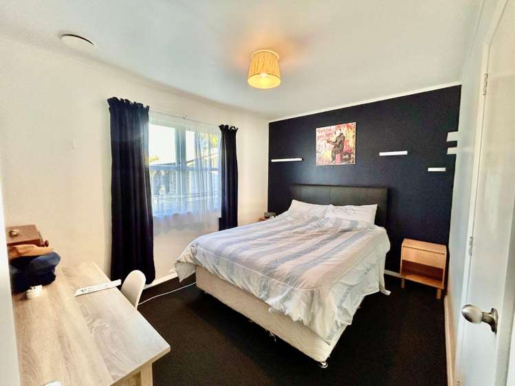 22 Scully Crescent Onekawa_7