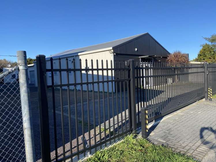 34 Clayton Road Mangakakahi_1