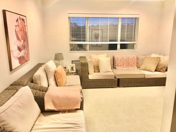 52 Butler Stoney Crescent Silverdale_8