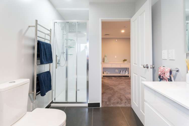 13 Claverton Grove Churton Park_31