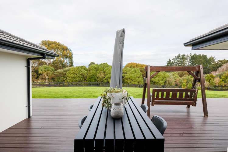 61 Hartwell Drive Kelvin Grove_33