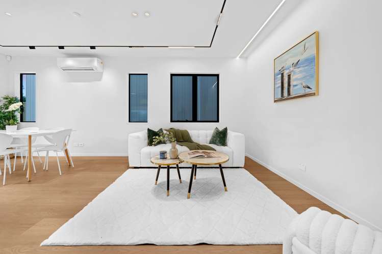 Lot 2&3/1 Imatra Place Sunnyhills_20