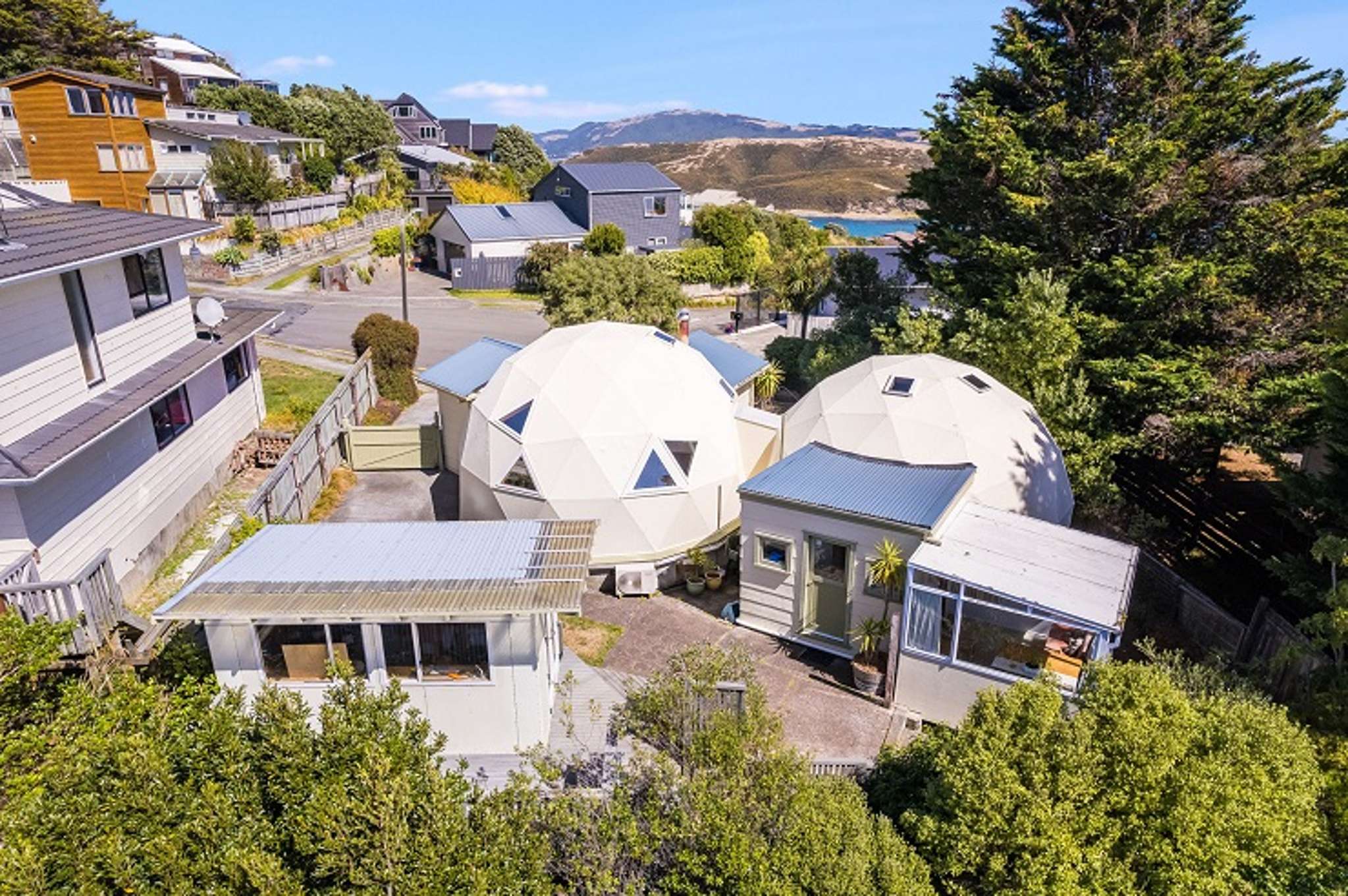 Wacky double dome house with $690,000-plus price tag looking for a quirky first-home buyer