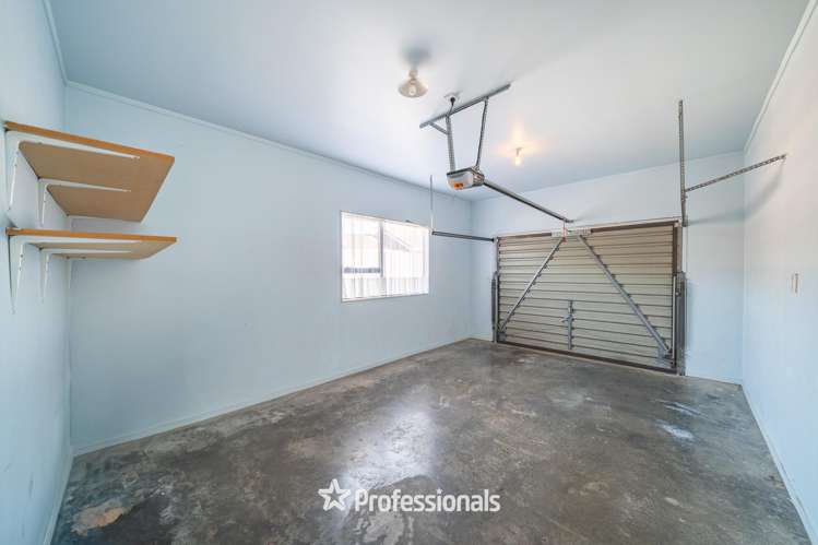 5/8 Hewer Crescent Naenae_12