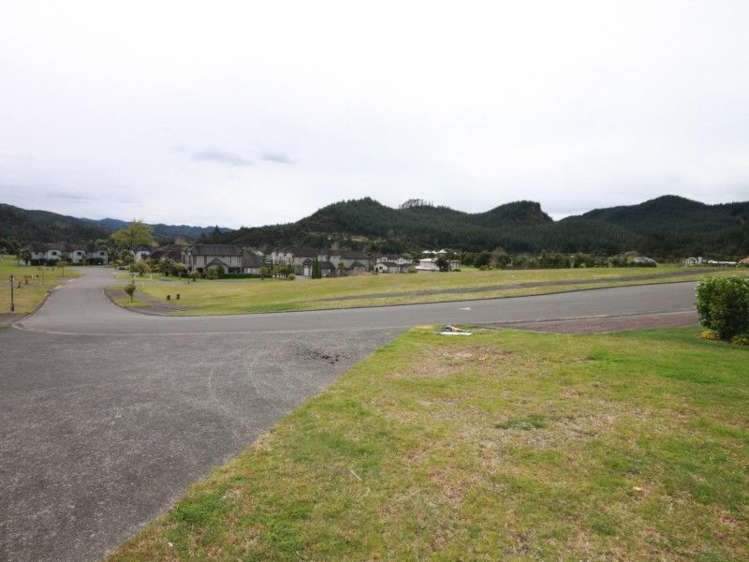 31 Sanctuary Cove Pauanui_3