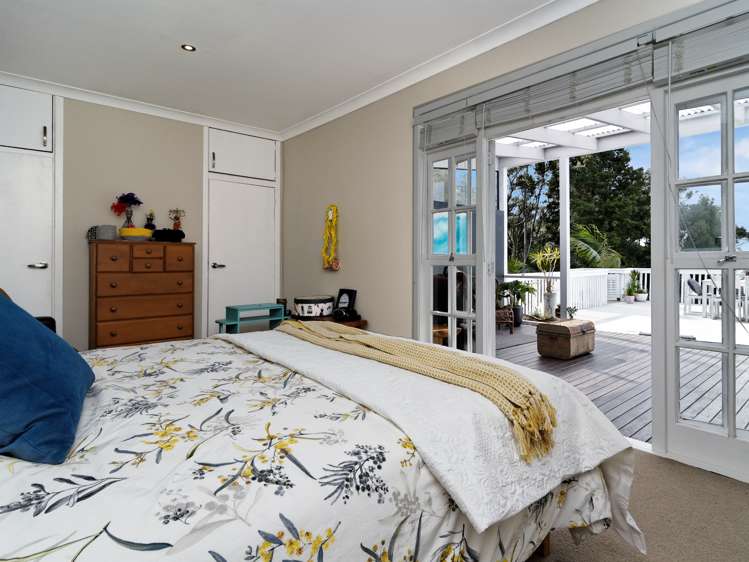 207 Godley Road Titirangi_11