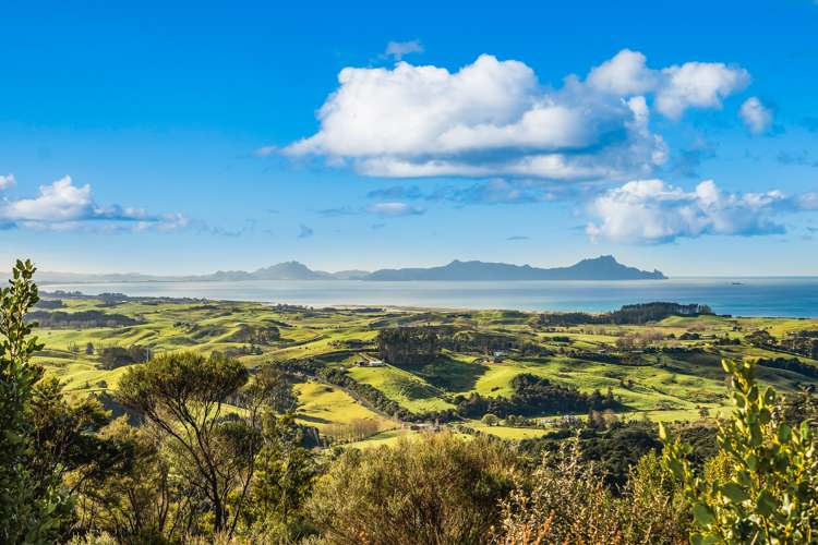 287 Massey Road Waipu_12