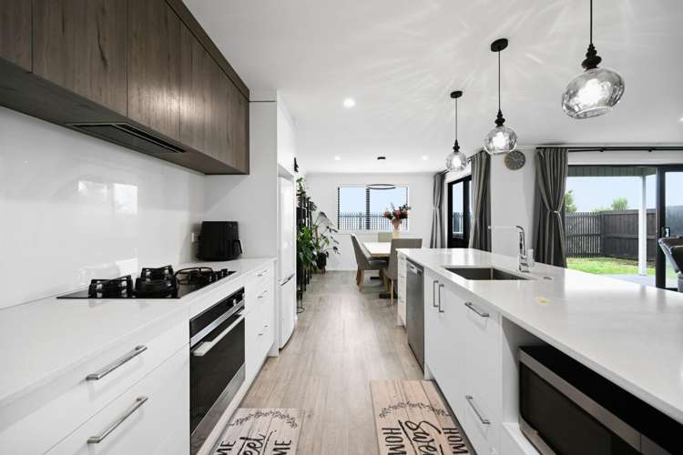 33 Ogilvie Avenue 1053_2