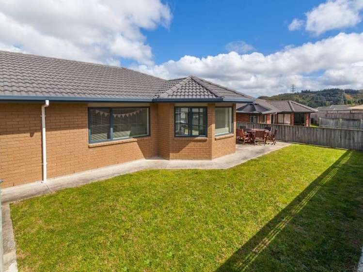 54 Percy Kinsman Crescent Riverstone Terraces_16