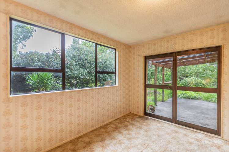 16 Russell Street Otane_9