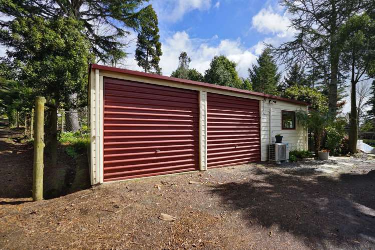 10 Robertson Road Whatawhata_20