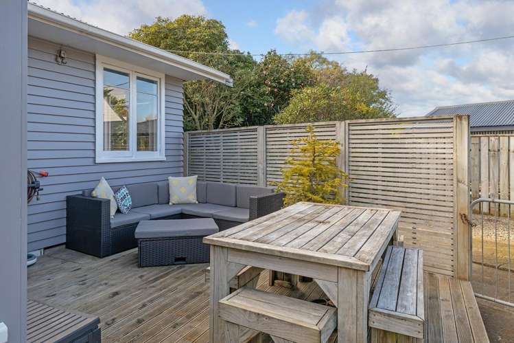 40 Woodward Street East Featherston_10