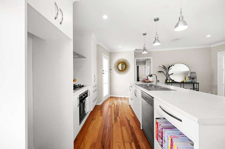 56 Southsea Crescent Silverdale_6