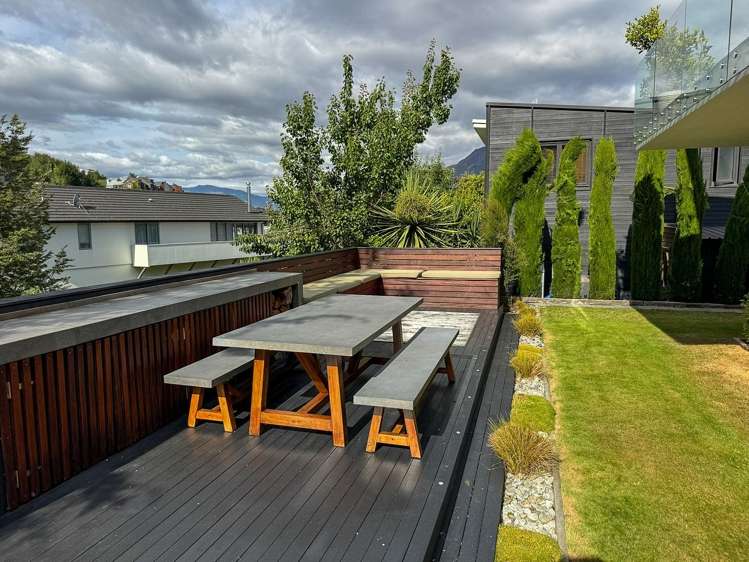7 St Samantha Lane Queenstown_24