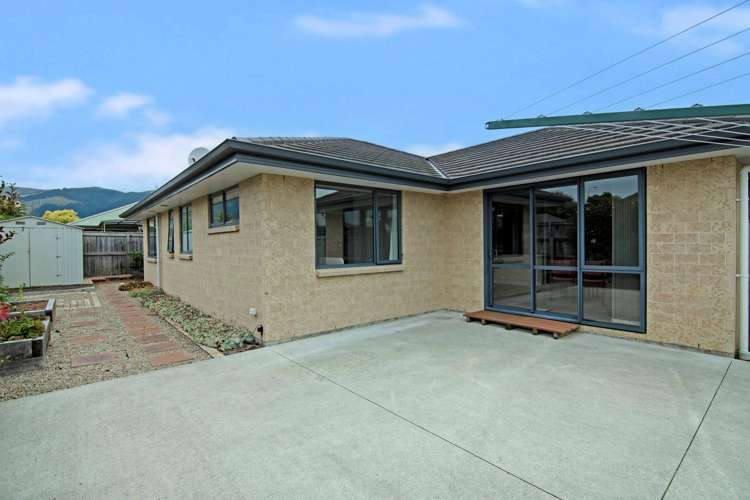 17 Hammill Grove Stoke_2