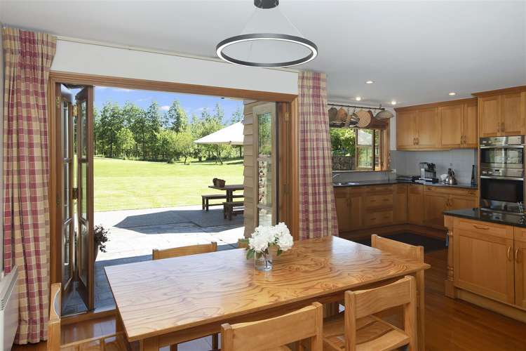 407 Halkett Road West Melton_30