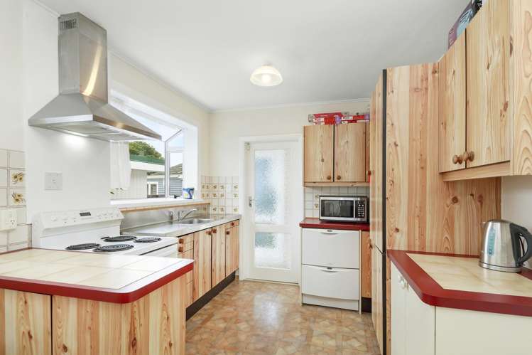 98 Thackeray Street Trentham_4