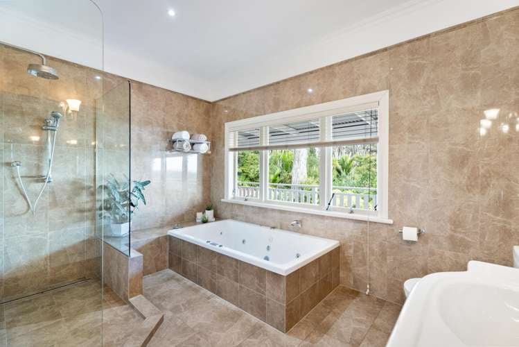 16 Scenic Drive Titirangi_17