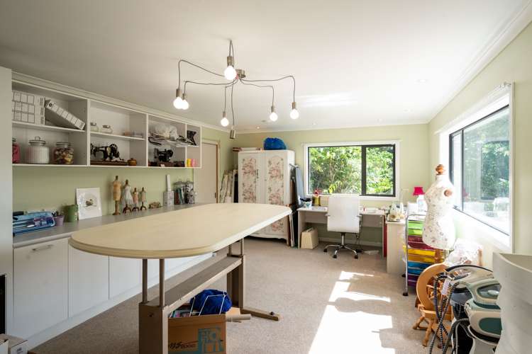 36 Parsonage Road Lawrence_15