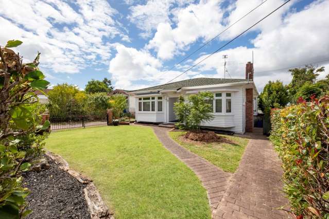 6 Pleasant Road Glen Eden_2