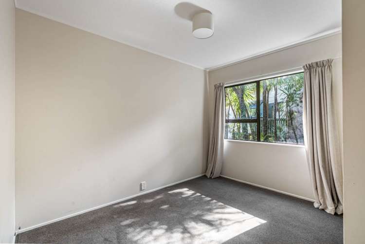 1/165 Balmain Road Birkenhead_11