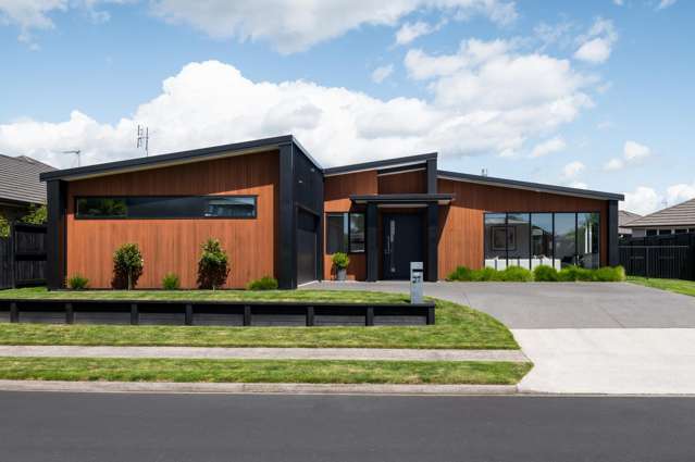 Sun-Soaked Contemporary 263sqm Masterpiece