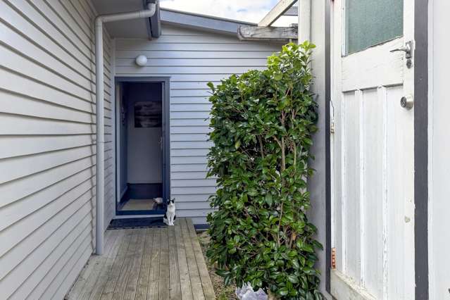 2/8 Hinemoa Avenue Taupo_4