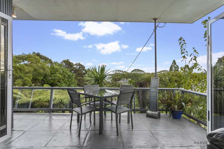 94 Takahe Road Titirangi_4