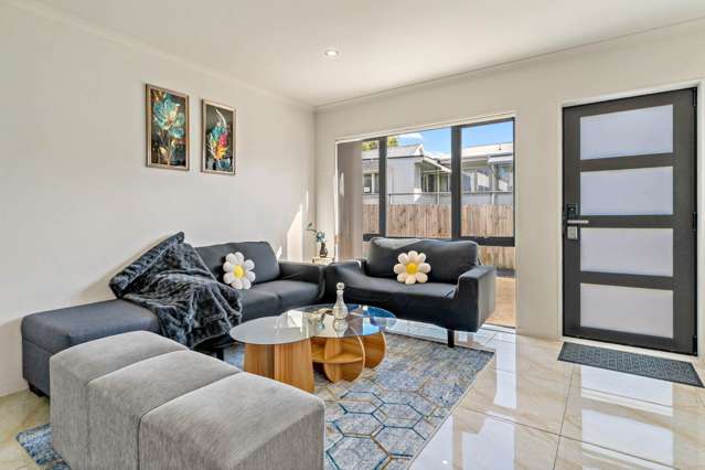 Luxury Living or Investment Potential
