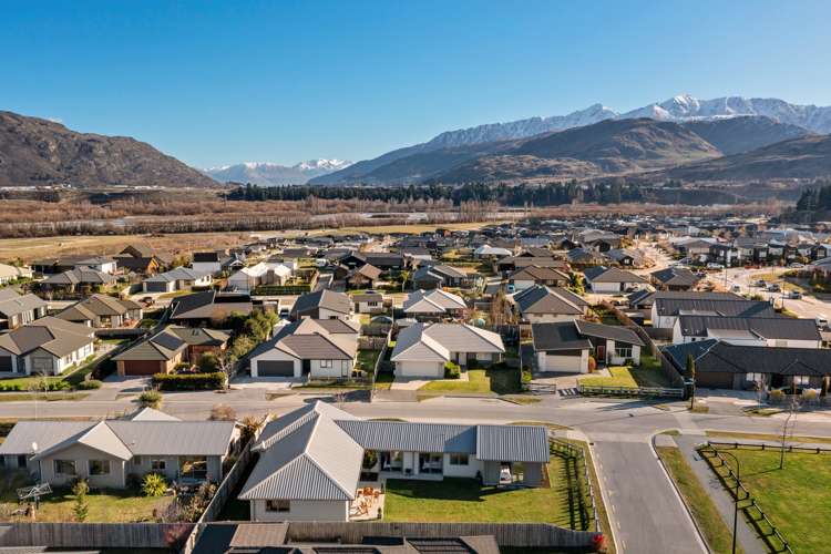 1 Risinghurst Terrace Lower Shotover_14