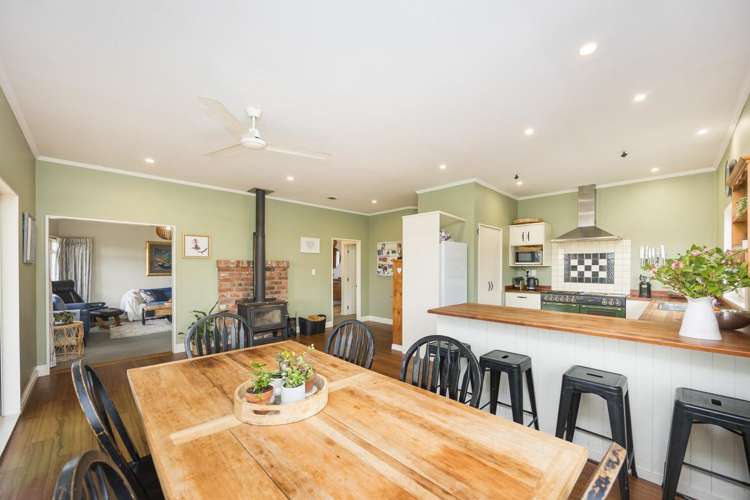 780 Halcombe Road Halcombe_20