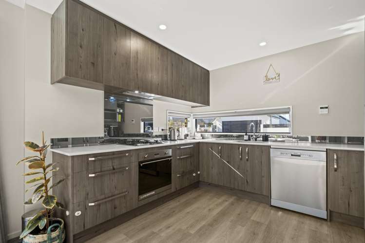 8 Founders Lane Yaldhurst_3