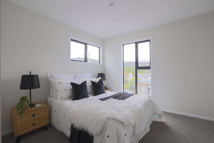 31 Wainuiomata Road Wainuiomata_11