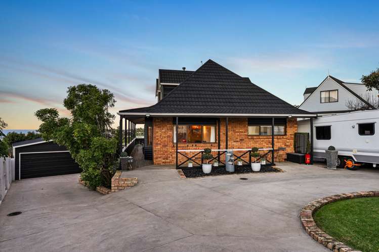 11 Higham Ferrers Place_5