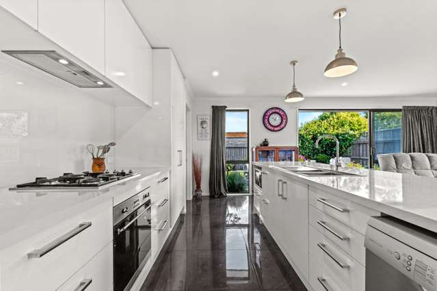 414 Bower Avenue Parklands_1