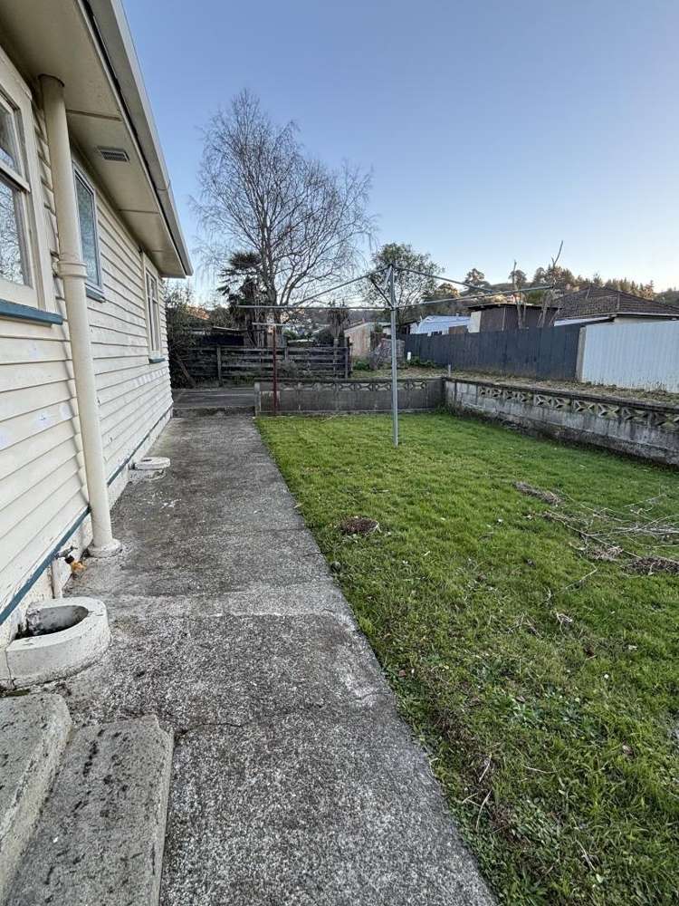 152 Saint Vincent Street Toi Toi_9